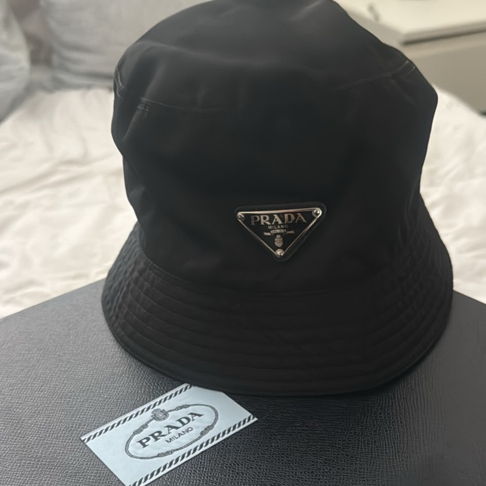 Prada Classic Black Bucket Hat Nylon with Box and Dust Bag
Black
Size medium